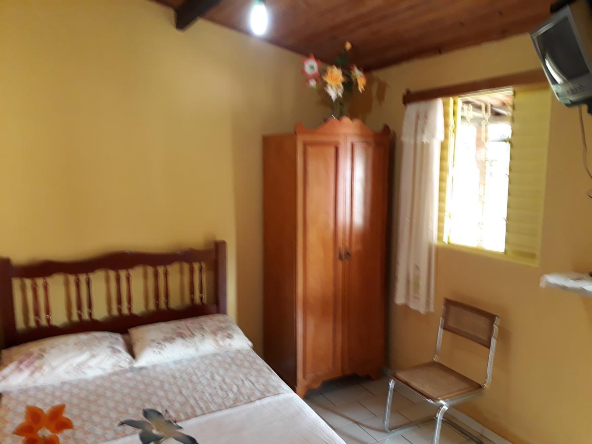 Suites Dona Ilda Pirenopolis Ruang foto